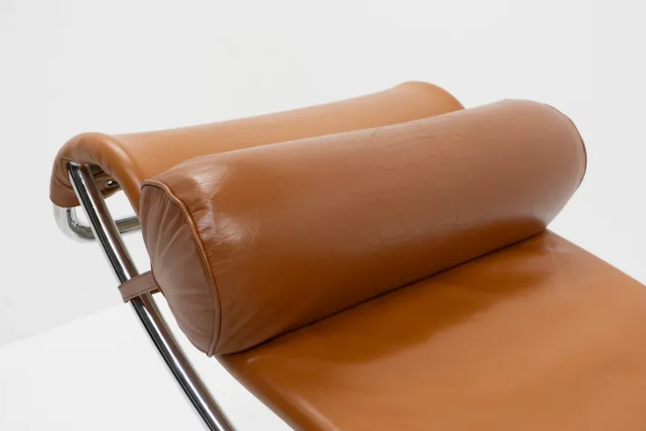 Pamono Chaise Longue 2072 / B306 (LC4) by Wohnbedarf, 1950s Discount