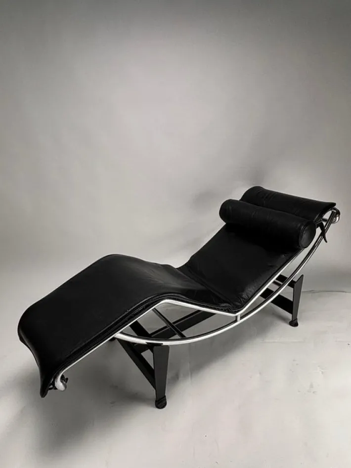 Pamono Chaise Lounge by Le Corbusier for Cassina, 1970s Sale