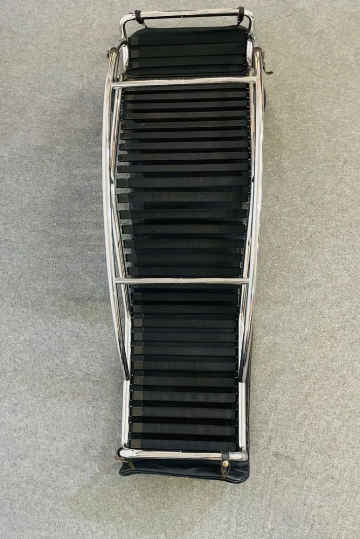 Pamono Chaise Lounge by Le Corbusier for Cassina, 1990s