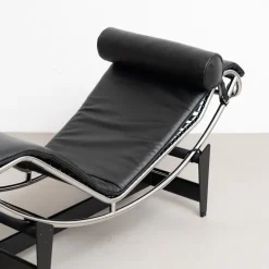 Pamono Chaise Lounge by Le Corbusier for Cassina Hot