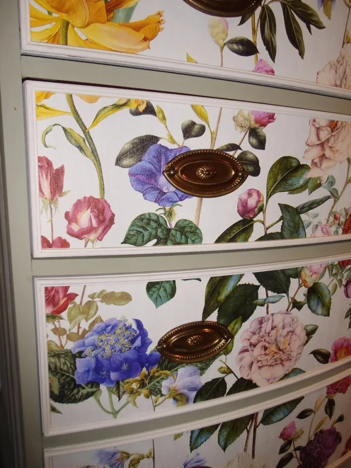 Pamono Chest of Drawers in Shabby Chic Style, 1980s Hot