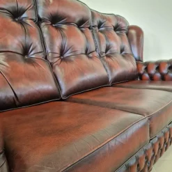 Pamono Chesterfield Leather Living Room Set, 1970s, Set of 4 Online