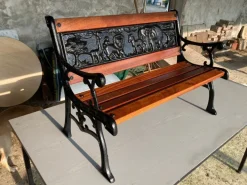 Pamono Childrens Safari Animals Themed Hand Painted Cast Iron & Mahogany Garden Bench Best