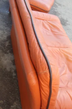 Pamono Cognac Leather Gabbiano Sofa & 2 Chairs from Lev&Lev, 1980s, Set of 3 Clearance