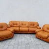 Pamono Cognac Leather Sofa and Armchairs by Sapporo for Mobil Girgi, Italy, 1970s, Set of 3 New