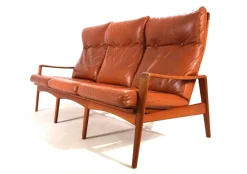 Pamono Comfort 3-Seater Sofa in Leather by Arne Wahl Iversen, 1960s Hot