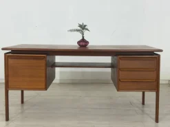 Pamono Danish Desk in Teak by Hennig Kjaernulf Outlet
