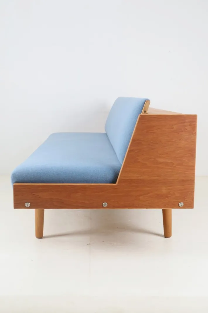 Pamono Danish GE 258 Sofa Bed by Hans Wegner for Getama, 1960s Hot