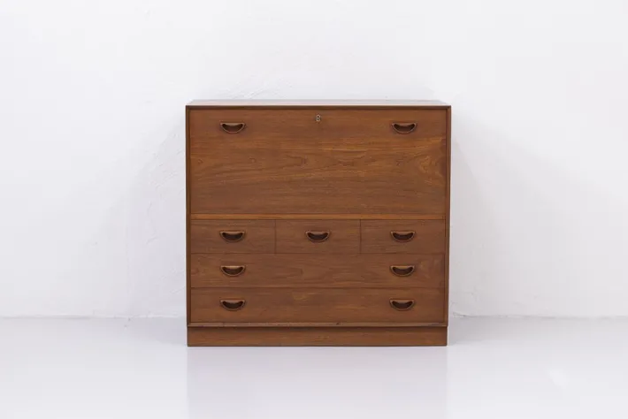 Pamono Danish Secretary Cabinet in Teak by Hvidt and Mølgaard-Nielsen for Søborg Møbelfabrik, 1960s Outlet