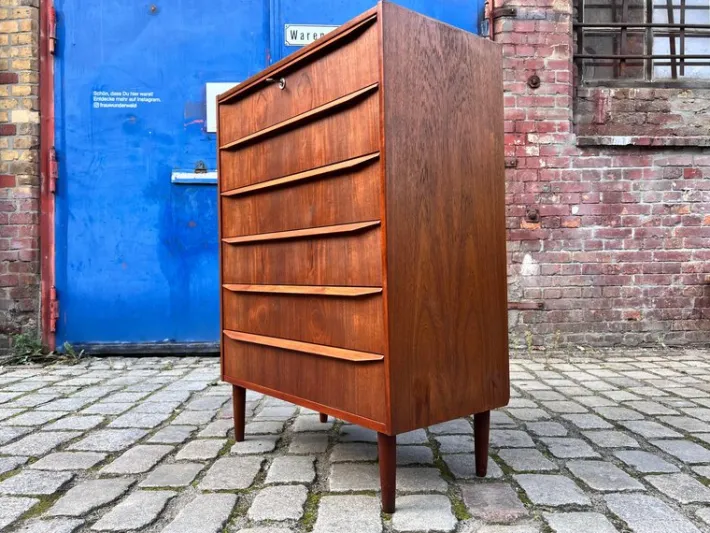 Pamono Danish Teak Chest of Drawers with Lock Discount