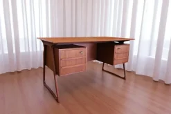 Pamono Danish Teak Desk from Sibast Møbler, 1960s Sale