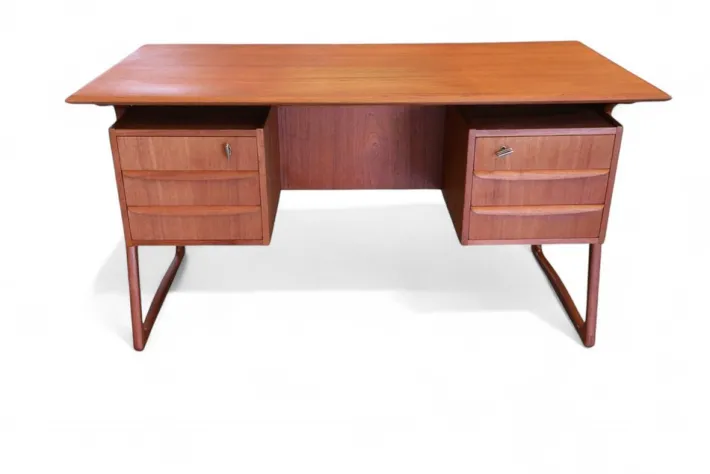Pamono Danish Teak Desk from Sibast Møbler, 1960s Sale