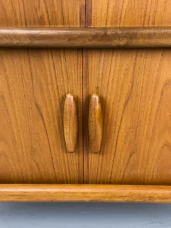 Pamono Danish Teak Hi-Fi Sideboard with Tambour Doors from Dyrlund, 1970s Online