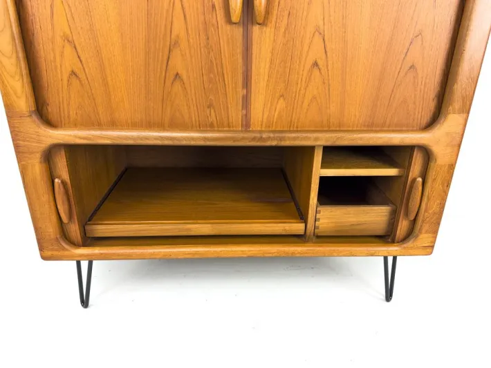 Pamono Danish Teak Hi-Fi Sideboard with Tambour Doors from Dyrlund, 1970s Online