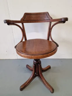 Pamono Desk Chair from Thonet Hot
