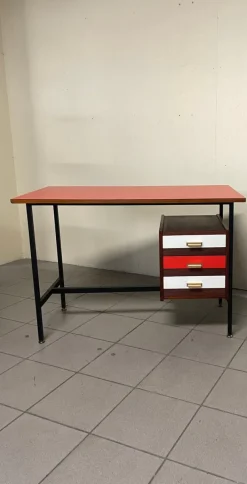 Pamono Desk with Colored Formica Top, 1960s Sale