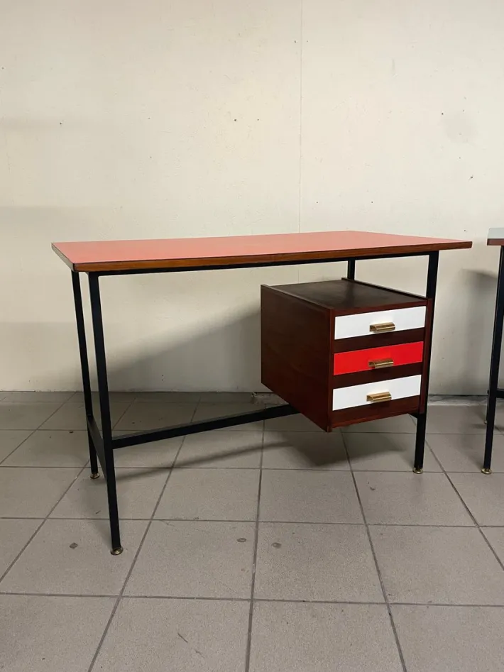 Pamono Desk with Colored Formica Top, 1960s Sale