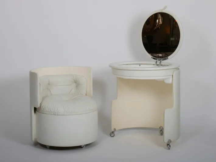 Pamono Dilly Dally Vanity attributed to Massoni for Poltrona Frau, Italy, 1968 Online