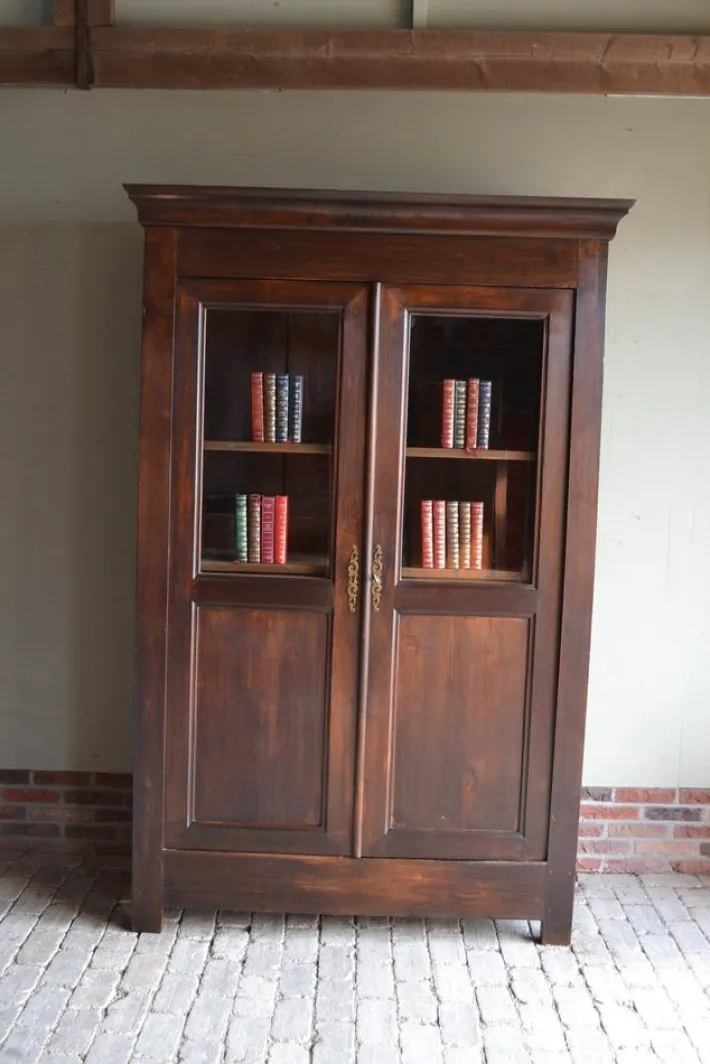 Pamono Display Cabinet in Oak Hot