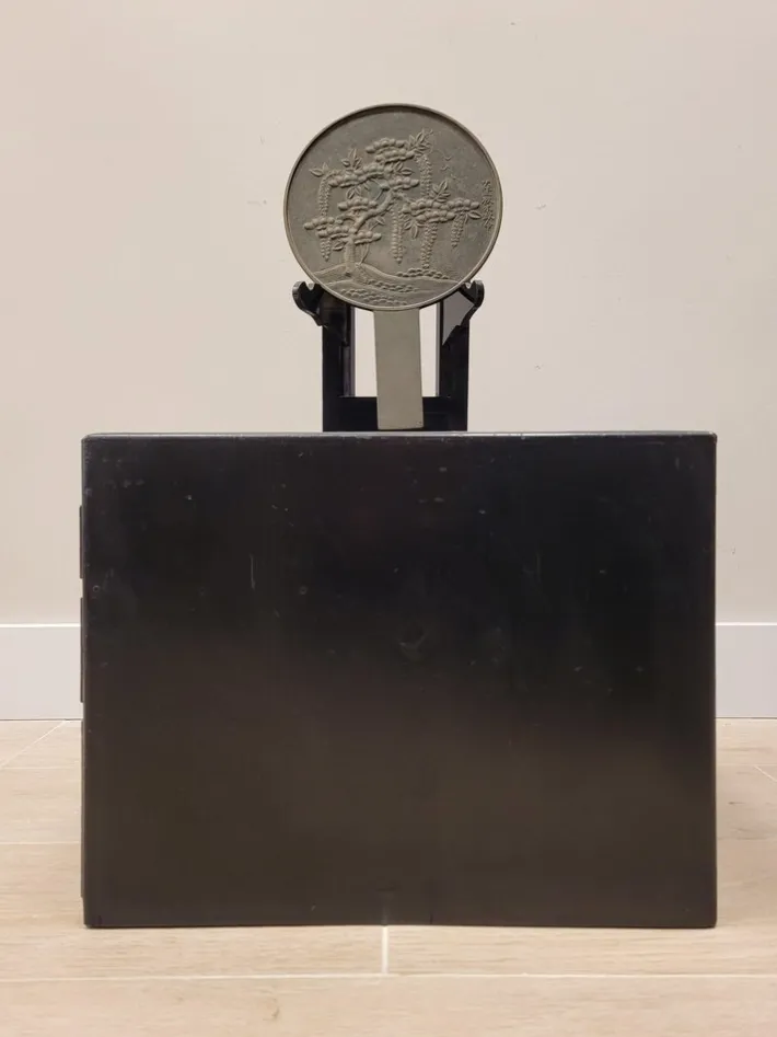 Pamono Dresser with Mirror in Lacquered Black, Japan, 1880s Clearance