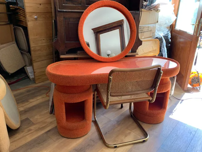 Pamono Dressing Table from Kecskemét Furniture Sales Company with Bauhaus Brass Chairs, 1975, Set of 3 Hot