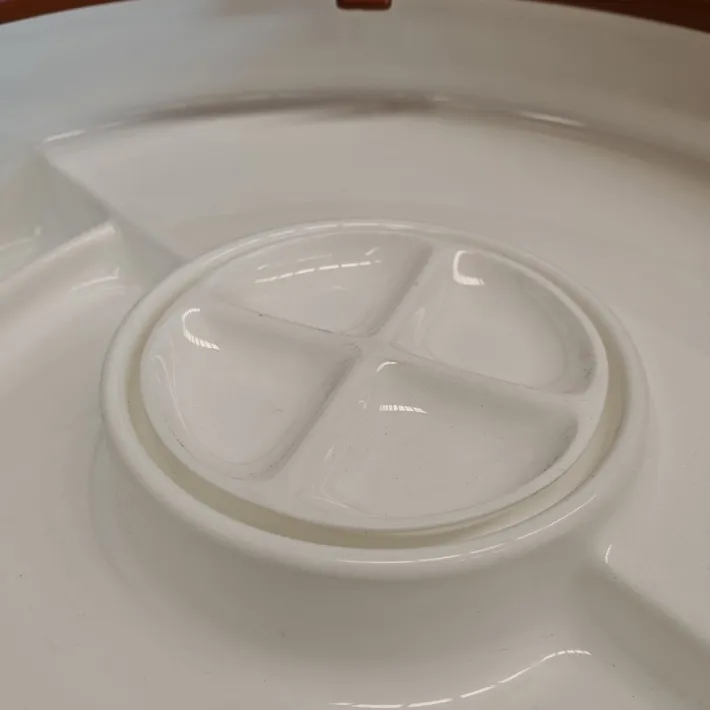 Pamono Dressing Table with Dilly Dally Brown Leather Armchair by Luigi Massoni for Frau, 1970s, Set of 2 Outlet