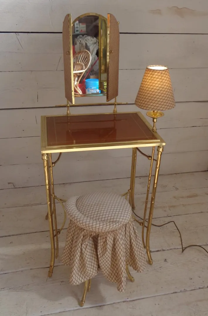 Pamono Dressing Table with Lamp and Seat in Faux Bamboo, 1950s, Set of 2 Outlet