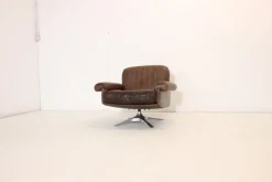 Pamono DS 31 Swivel Leather Armchair from de Sede Online
