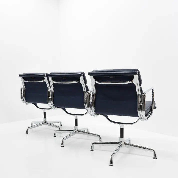 Pamono EA 208 Soft Pad Alu Group Office Chair by Charles & Ray Eames for Vitra Clearance