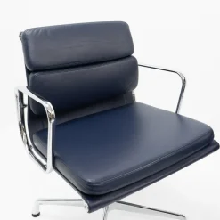 Pamono EA 208 Soft Pad Alu Group Office Chair by Charles & Ray Eames for Vitra Clearance