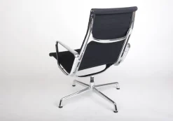Pamono EA 116 Swivel Armchair by Charles & Ray Eames for Vitra Online