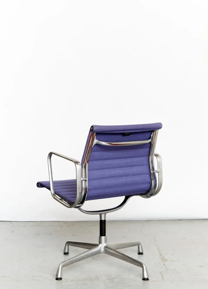 Pamono EA 108 Swivel Chair by Charles & Ray Eames for Vitra Best