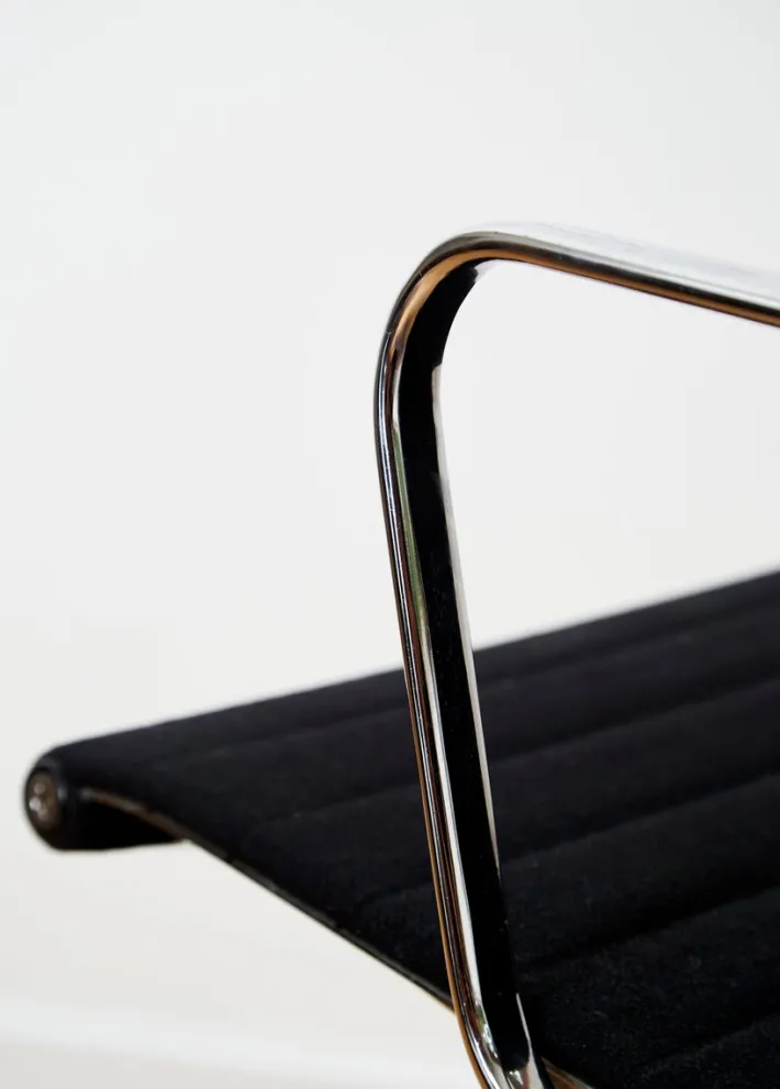 Pamono EA 108 Swivel Chair by Charles & Ray Eames for Herman Miller Best