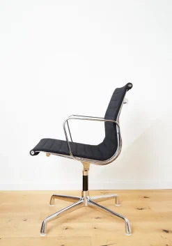 Pamono EA 108 Swivel Chair by Charles & Ray Eames for Herman Miller Best