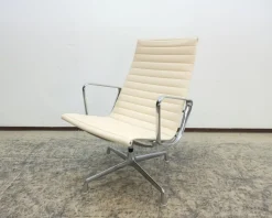 Pamono EA 116 Swivel Chair in Beige by Charles & Ray Eames for Vitra Best