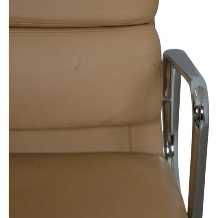 Pamono EA-217 Office Chair in Beige Leather from Charles Eames New