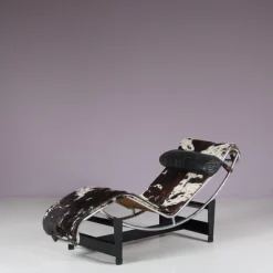 Pamono Early LC4 Chaise Longue by Le Corbusier, Pierre Jeanneret, and Charlotte Perriand, France, 1930s New