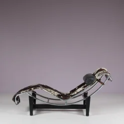 Pamono Early LC4 Chaise Longue by Le Corbusier, Pierre Jeanneret, and Charlotte Perriand, France, 1930s New