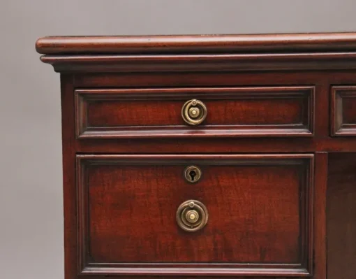 Pamono Early 19th Century Mahogany Kneehole Desk, 1830s Online