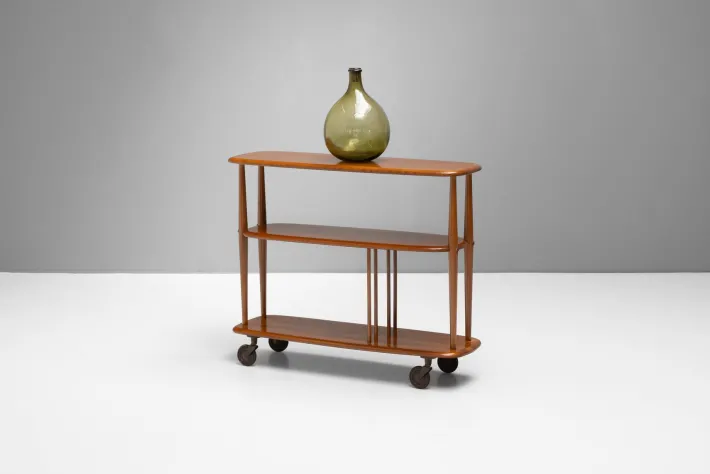 Pamono Elm Bookshelf by Lucian Ercolani for Ercol, 1960s Clearance