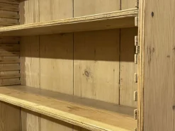 Pamono English Bookcase in Fir Clearance