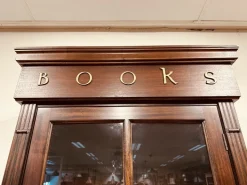 Pamono English Classic Bookcase in Teak Clearance