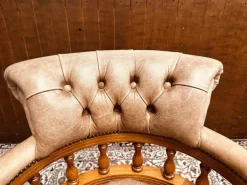 Pamono English Classic Chair in Leather Clearance