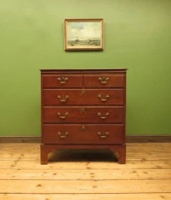 Pamono English Cottage Oak Chest of Drawers, 1700s Outlet