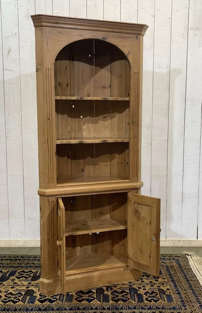 Pamono English Fir Corner Cabinet, 1980s Clearance