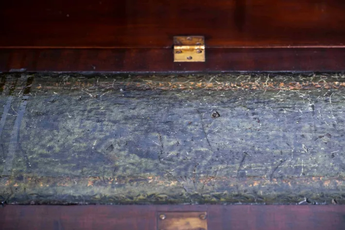 Pamono English George III Mahogany Desk Hot