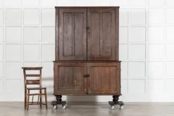 Pamono English Georgian Country Scrumble Grained Pine Housekeepers Cupboard, 1800s Best