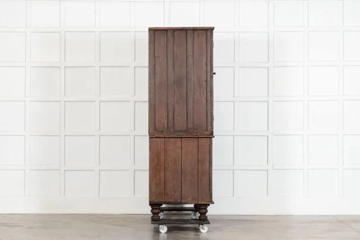 Pamono English Georgian Country Scrumble Grained Pine Housekeepers Cupboard, 1800s Best