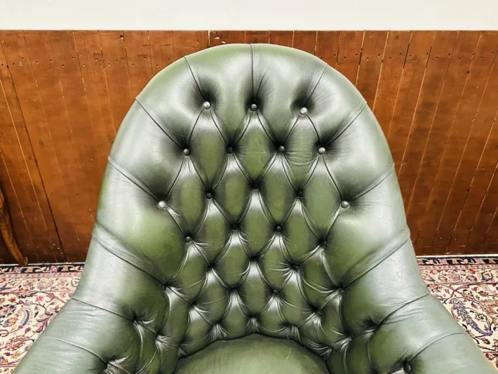 Pamono English Green Chesterfield Director Chair Discount