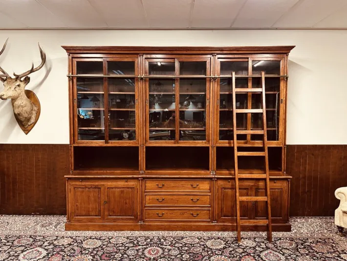 Pamono English Library Cabinet in Oak Online